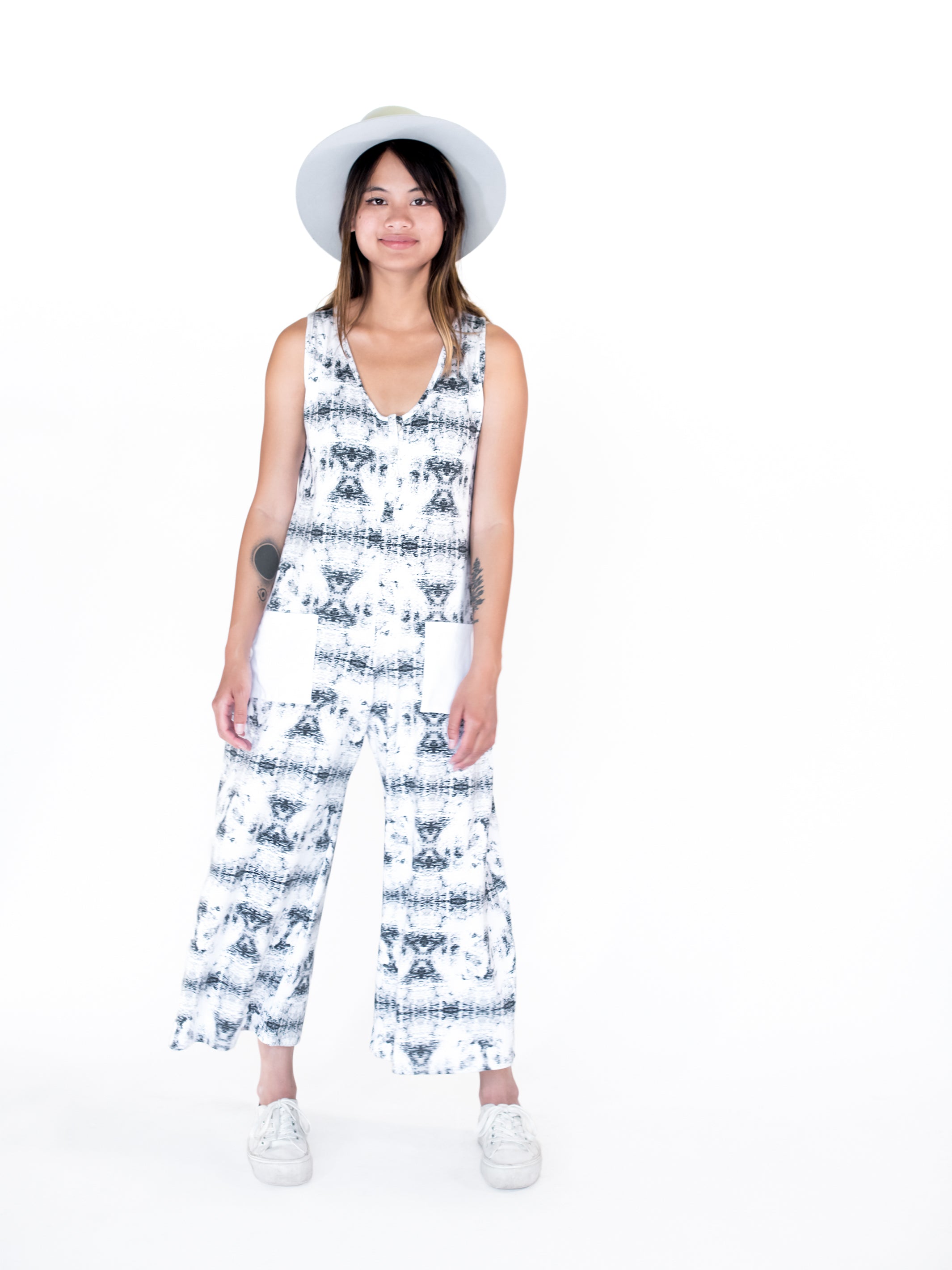 The Hunt For The Perfect Jumpsuit Continues — WOAHSTYLE